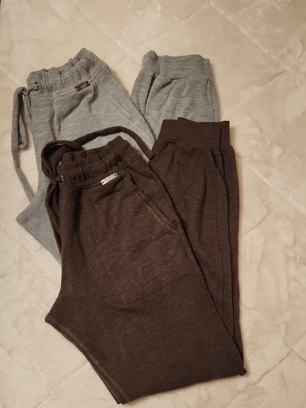 2 Bombshell Sportswear Cuddle Up Joggers S